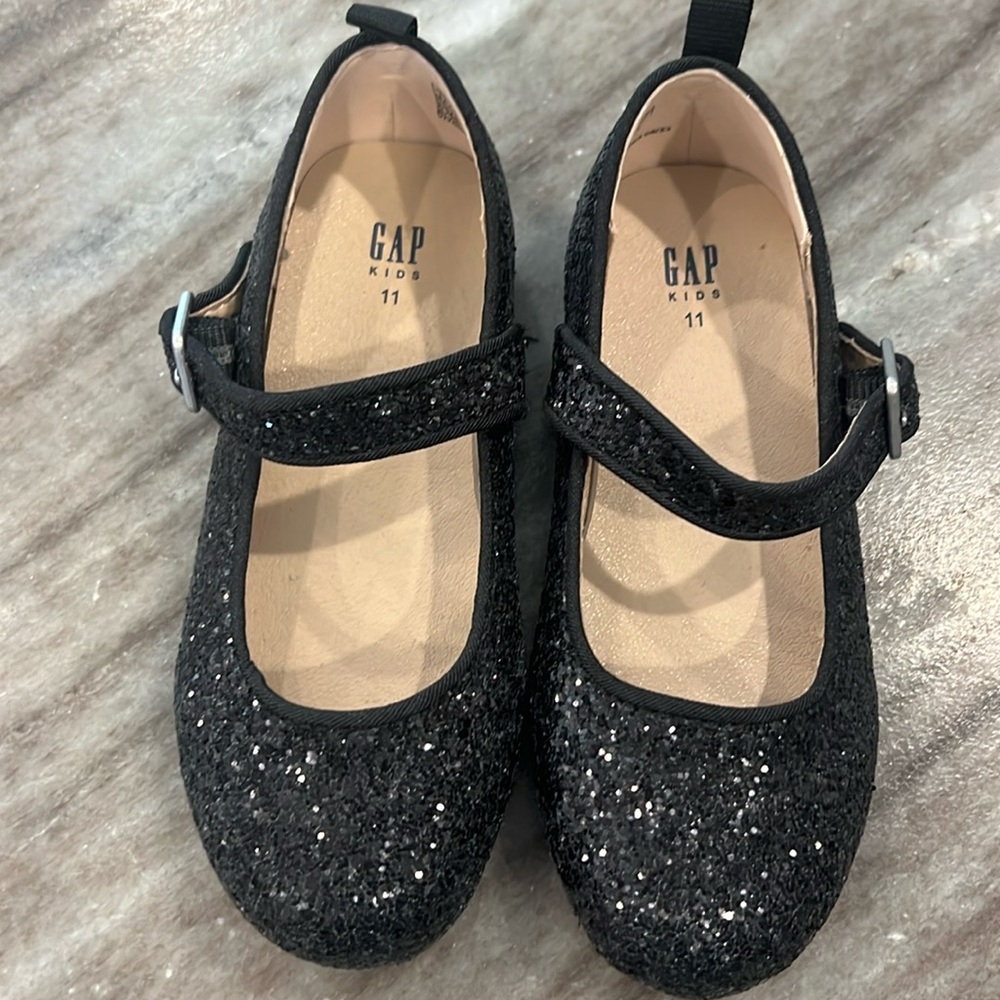 Gap kids glitter black flats 11